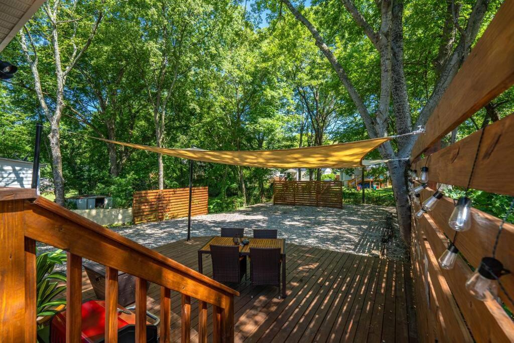Vineyard Cottage-Pet Friendly & Walk To Oaklawn! Hot Springs Exterior photo
